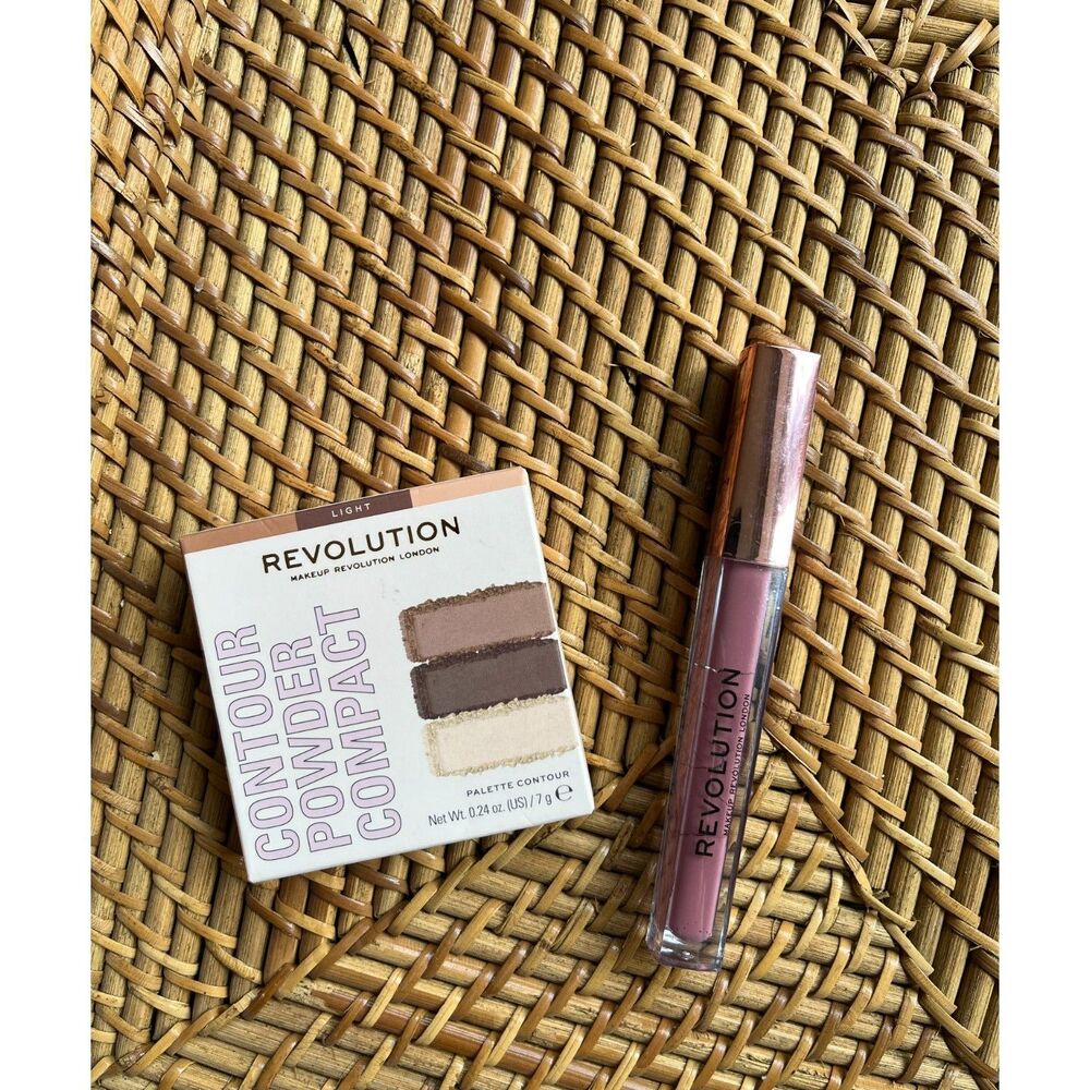 Revolution Makeup Bunde New NWT